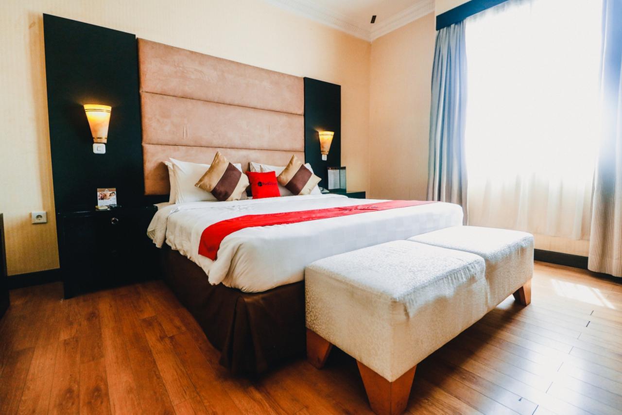 Reddoorz Premium @Jalan Jendral Sudirman Palembang Hotel Exterior foto