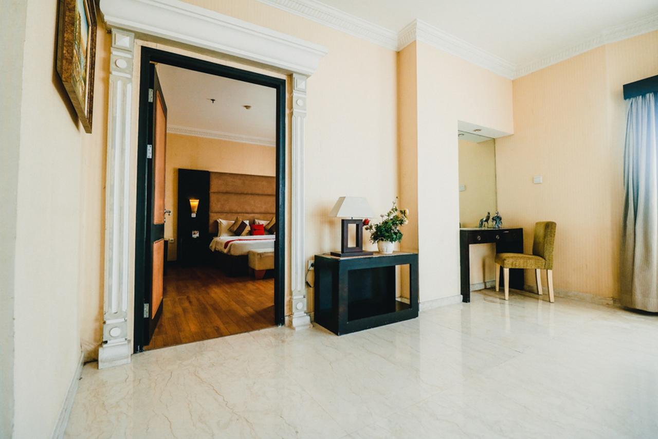 Reddoorz Premium @Jalan Jendral Sudirman Palembang Hotel Exterior foto